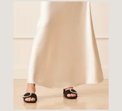 Fashion CHANGE LOCATION Flat & Low Heel Sandals|Trending: Block Heels