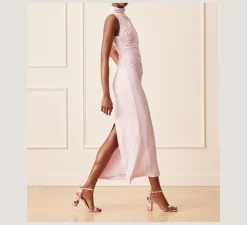 New CHANGE LOCATION The Occasion Edit|The SW Extended Sizes Collection